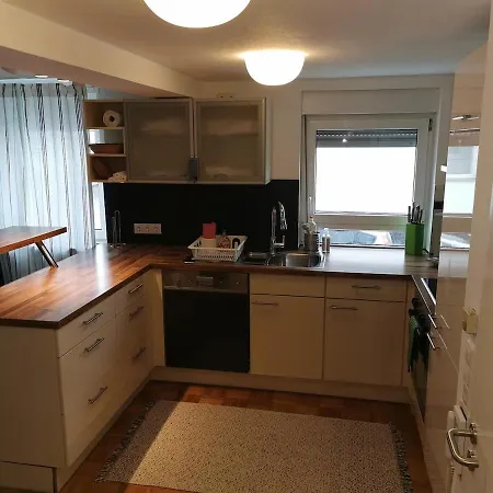 2 Zimmer Zentral Gelegen In شقة Laichingen