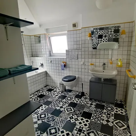 شقة 2 Zimmer Zentral Gelegen In Laichingen